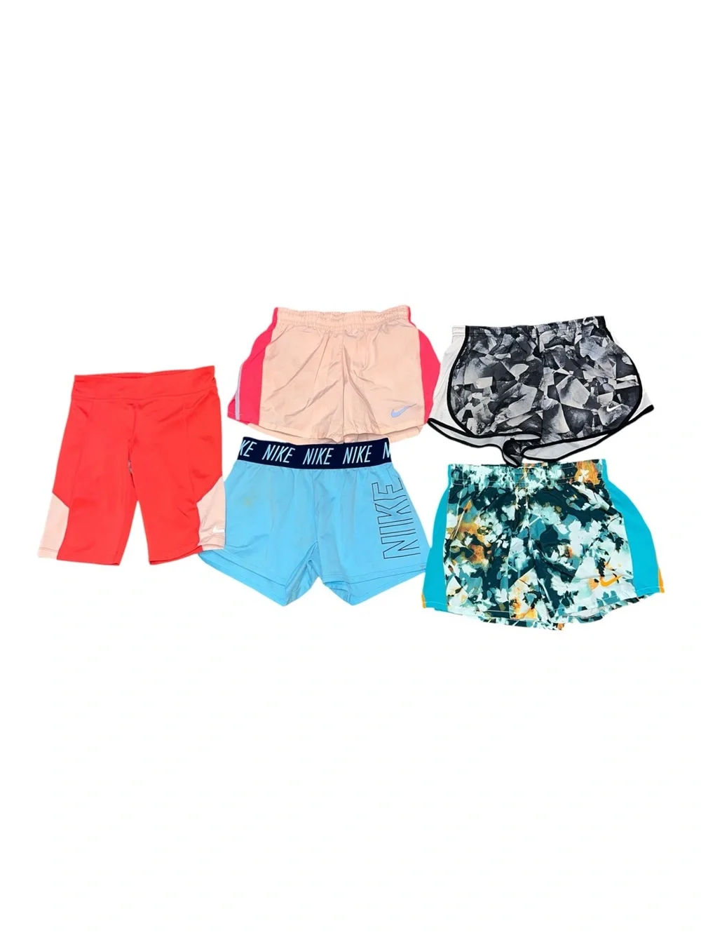 Nike girl’s clothing
